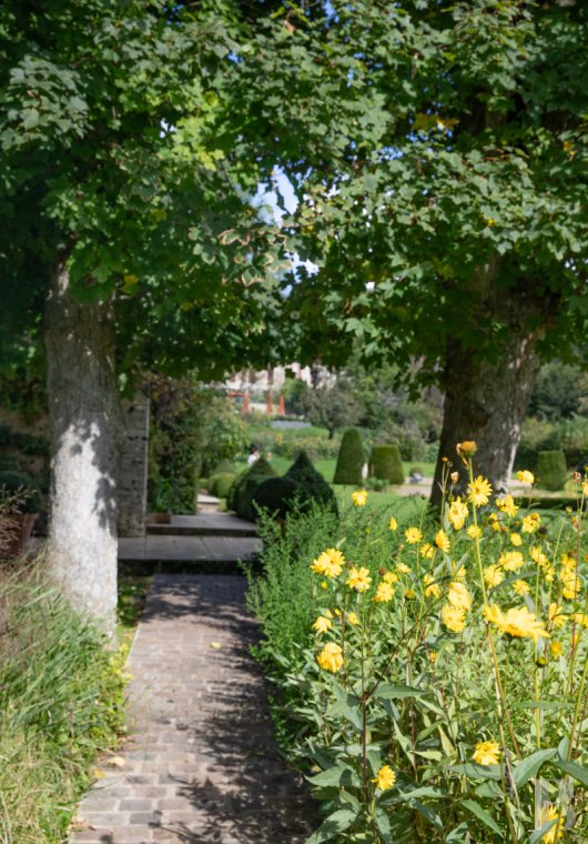 A former tithe barn in Giverny, the birthplace of Impressionism, that hosted painters and artists  - photo  n°44
